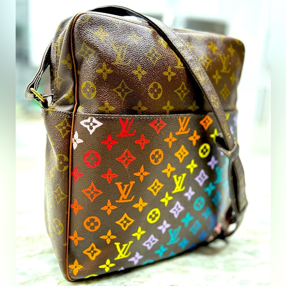 Louis Vuitton Authentic Monogram Canvas and Leather Marceau Bag - Picture 4 of 12